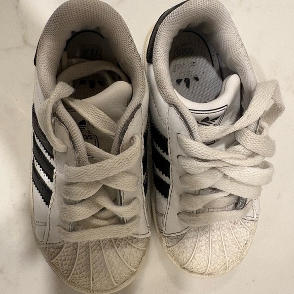ADIDAS | Superstar Toddler Shoes - Picture 2 of 4